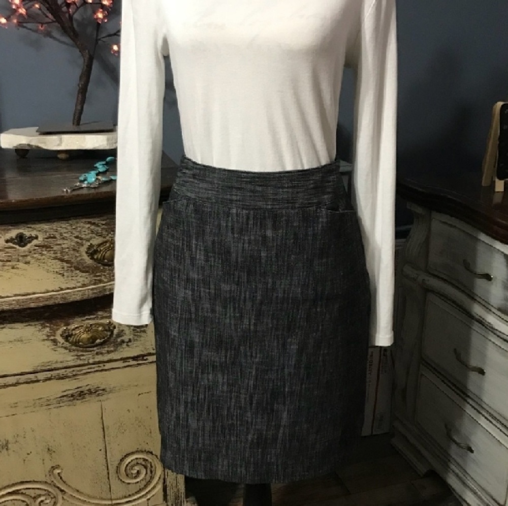 Grey Pencil Business Skirt with Side Pockets